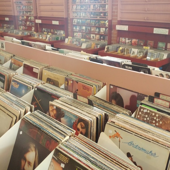 Meet your Posher, Bricker - Picture 1 of 1